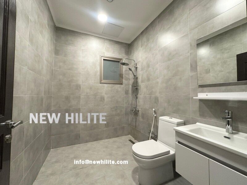 Kuwait City, Apartments, Flats, Houses & Villas, KWD 950/month,  4 BR,  Elegant 4-Bedroom Floor For Rent In Al-Siddeeq