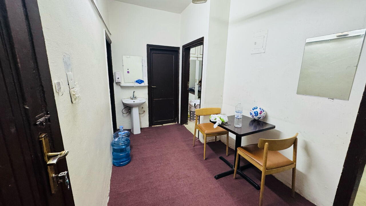 Al Shemaysi, Apartments, Flats, Houses & Villas, SAR 8500/month,  1 BR,  Room For Rent