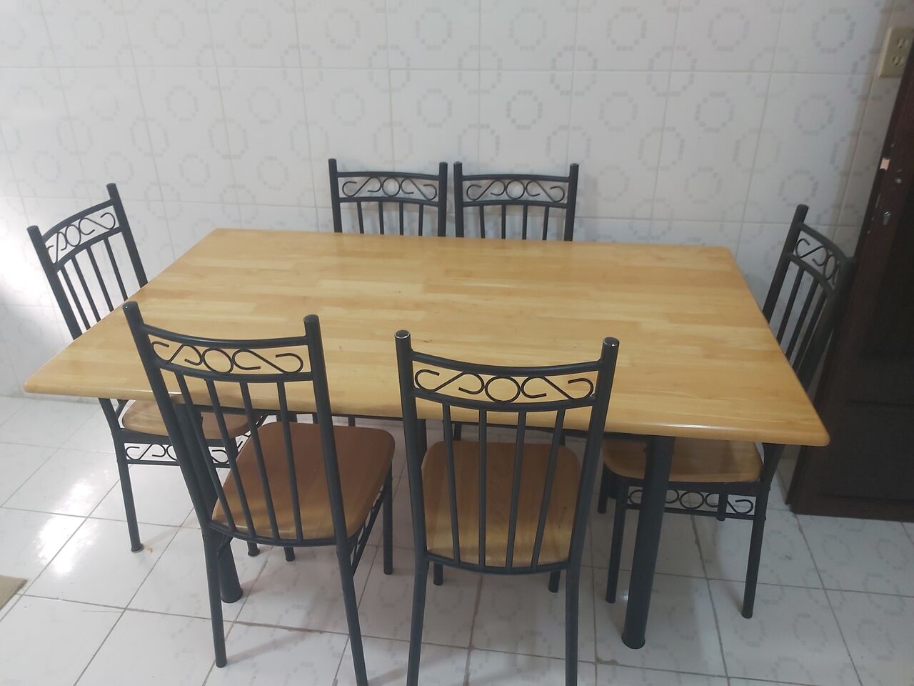 Dammam, Furniture, SAR 385,  Wooden / Steel  Dining Table In Excellent Condition + 6 Chairs Like New 1.5m X 1m ( Strong