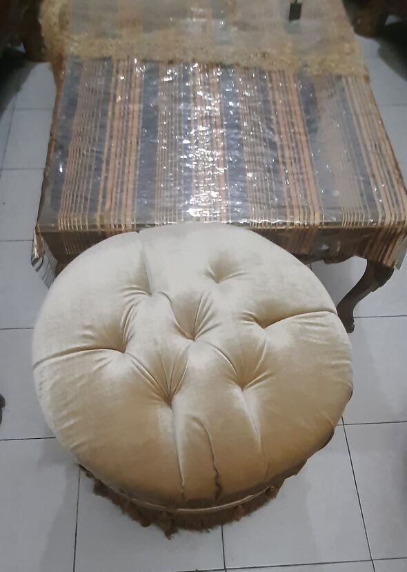 Mushrefah, Furniture, SAR 400,  Sofa In Very Good Condition Available For Sale