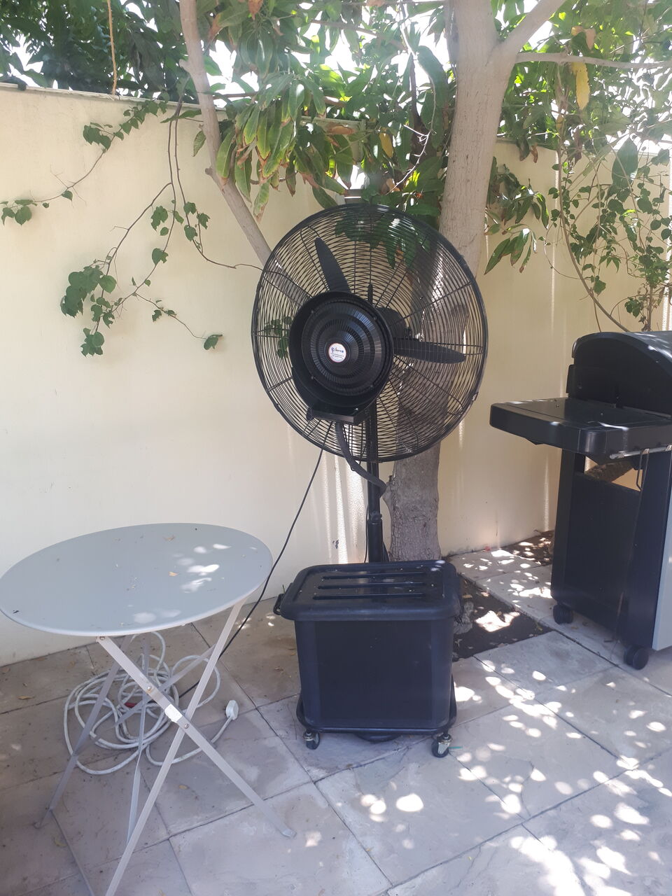 Dubai, Appliances, AED 399,  FLASH SALE &ndash; 26&rdquo; Industrial Misting Fan | ONLY AED 399