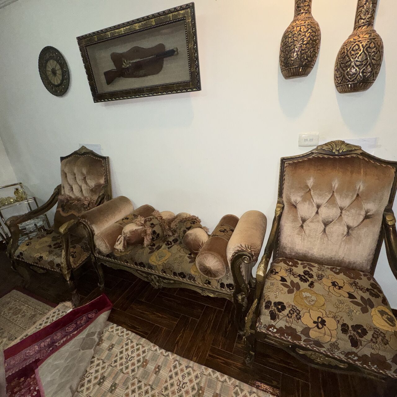 Jeddah, Furniture, SAR 1000,  7 Piece Sofa Set For Sale New Condition