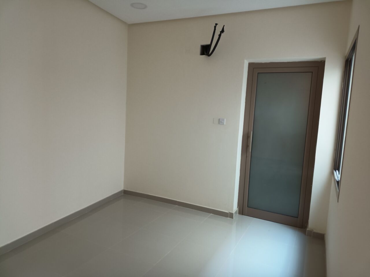 Manama, Apartments, Flats, Houses & Villas, BHD 150/month,  2 BR,  110 Sq. Meter,  2 Bedroom Flat For Rent In Tashan