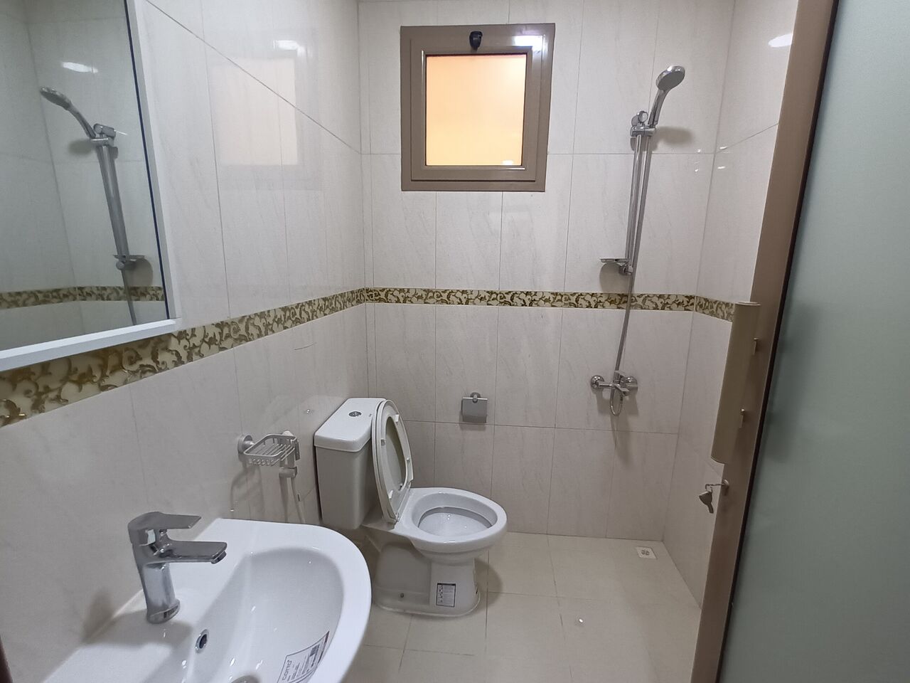 Manama, Apartments, Flats, Houses & Villas, BHD 150/month,  2 BR,  110 Sq. Meter,  2 Bedroom Flat For Rent In Tashan