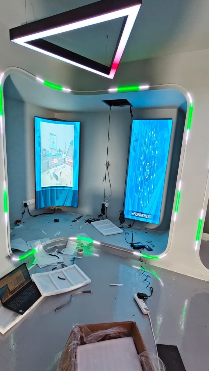 Dubai, Creative, Digital Signage Displays For Retail And Commercial Spaces