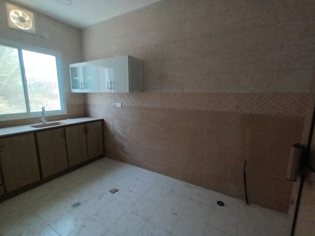 Manama, Apartments, Flats, Houses & Villas, BHD 150/month,  2 BR,  120 Sq. Meter,  2 Bedroom Flat For Rent In Nuwaidrat