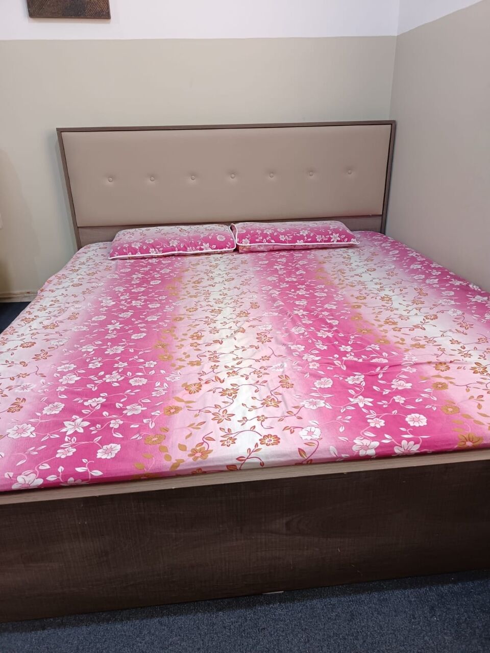 Jeddah, Furniture, SAR 1,  Homebox King Bedroom Set , Sofa Set, Single Bed