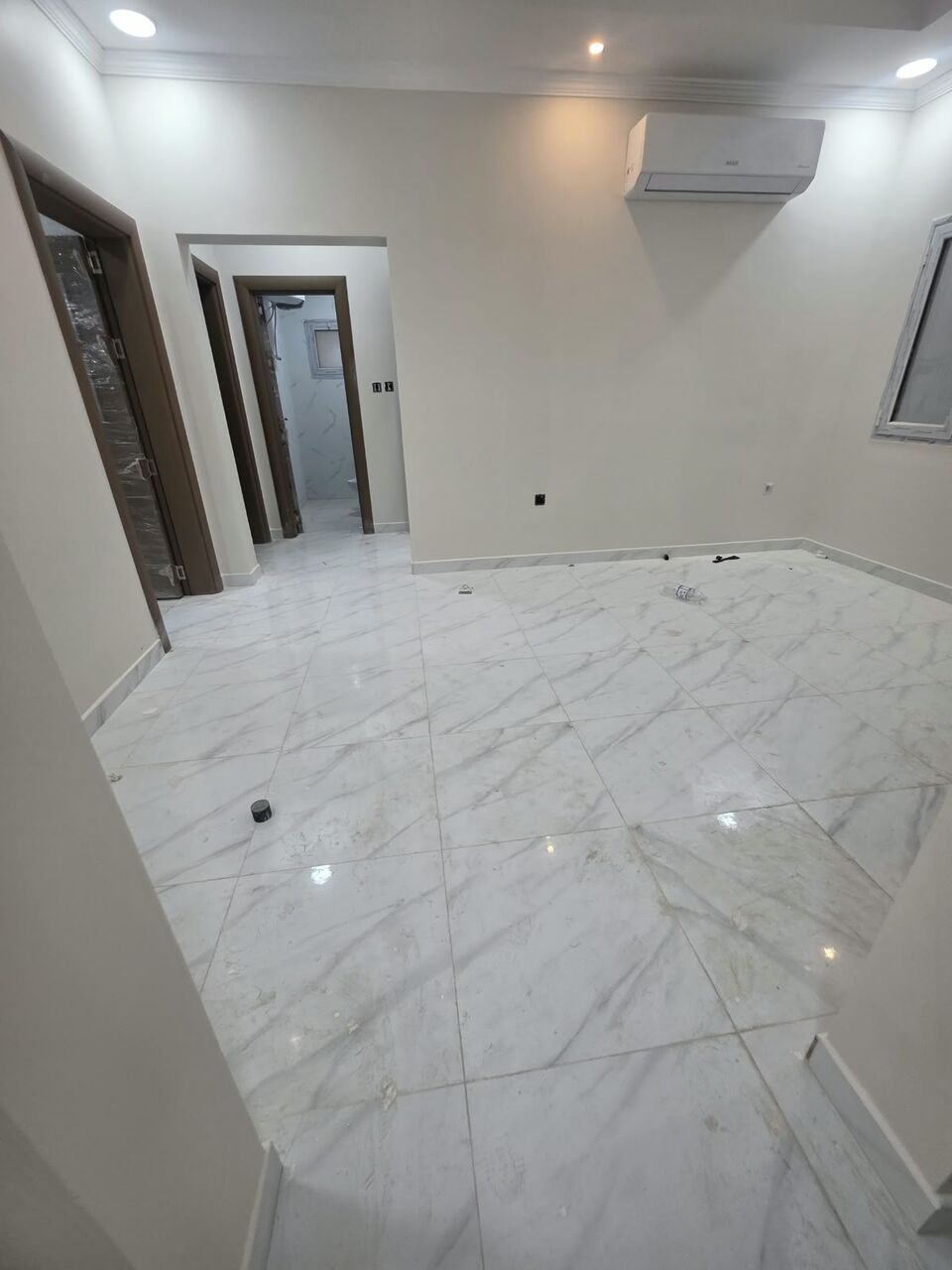 Khobar, Apartments, Flats, Houses & Villas, SAR 34600/year,  3 BR,  New Luxury 3 Bedrooms, A Hall, 2 Bathrooms, A Kitchen,with Air Conditioners And Elevator,p