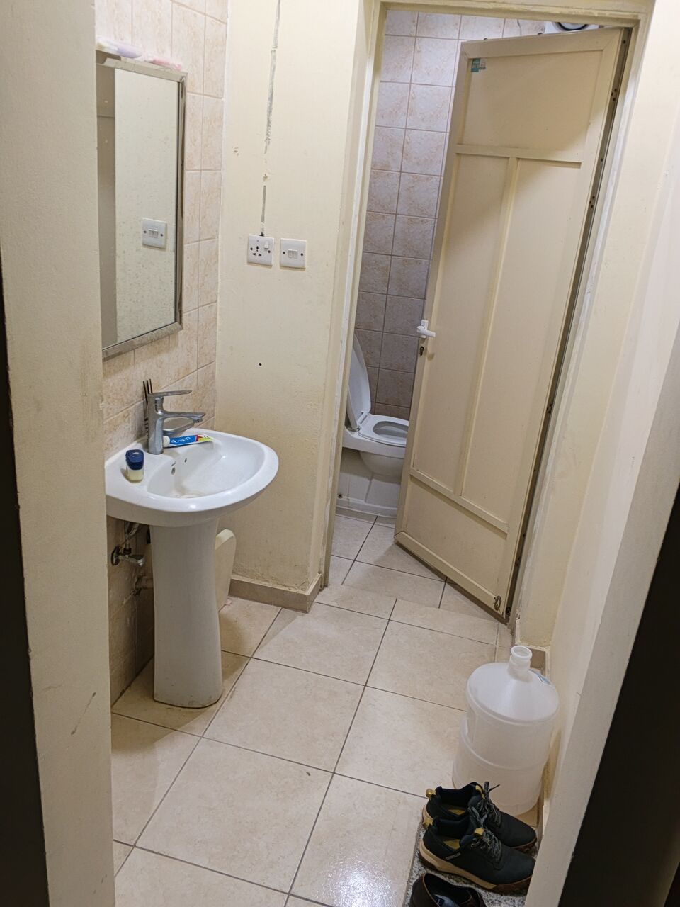 Dammam, Bedspace For Rent, SAR 500/month,  I Am Offering Bedspace For One Person, The Person Should Have Office Work/white Collar Job