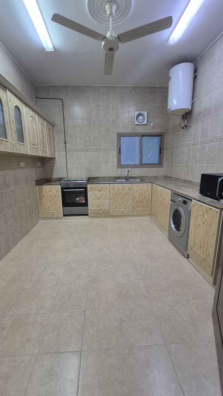 Mahooz, Apartments, Flats, Houses & Villas, BHD 400/month,  Furnished,  2 BR,  189 Sq. Meter,  Flat For Rent