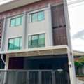 THB 50000,  21 Sq. Feet,  ให้เช่าทาวโฮม ใกล้สถานีรถไฟฟ้าลาด