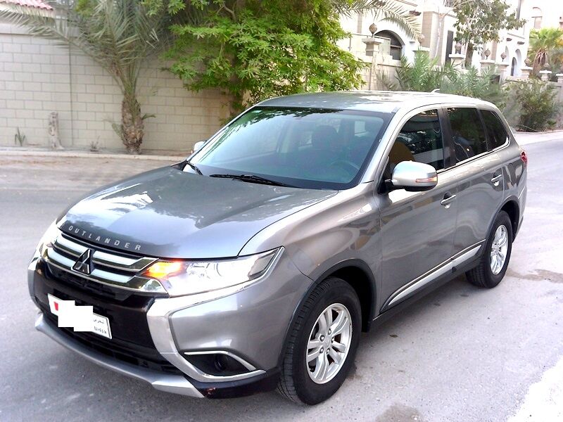 Bilad Al Qadeem, Vehicles, Cars & Trucks , BHD 4200,  Mitsubishi Outlander,  2018,  Automatic,  98000 KM,   SUV LOW MILEAGE FOR SALE