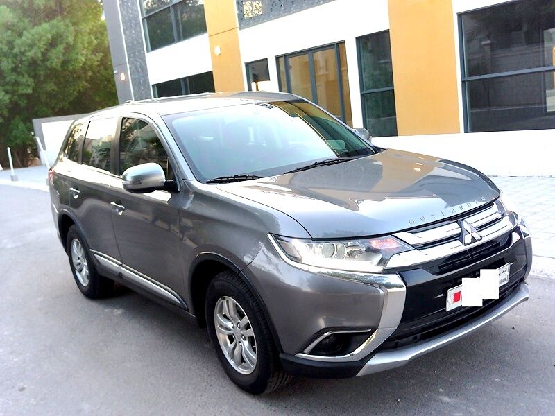 Bilad Al Qadeem, Vehicles, Cars & Trucks , BHD 4200,  Mitsubishi Outlander,  2018,  Automatic,  98000 KM,   SUV LOW MILEAGE FOR SALE