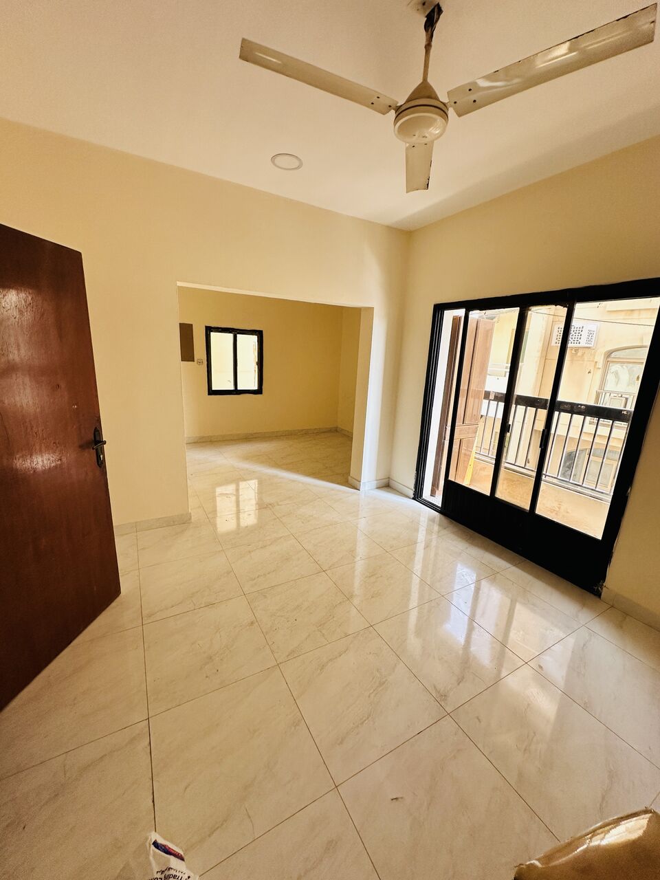 Manama, Apartments, Flats, Houses & Villas, BHD 200/month,  3 BR,  1000 Sq. Meter,  Flat For Rent 3BHK
