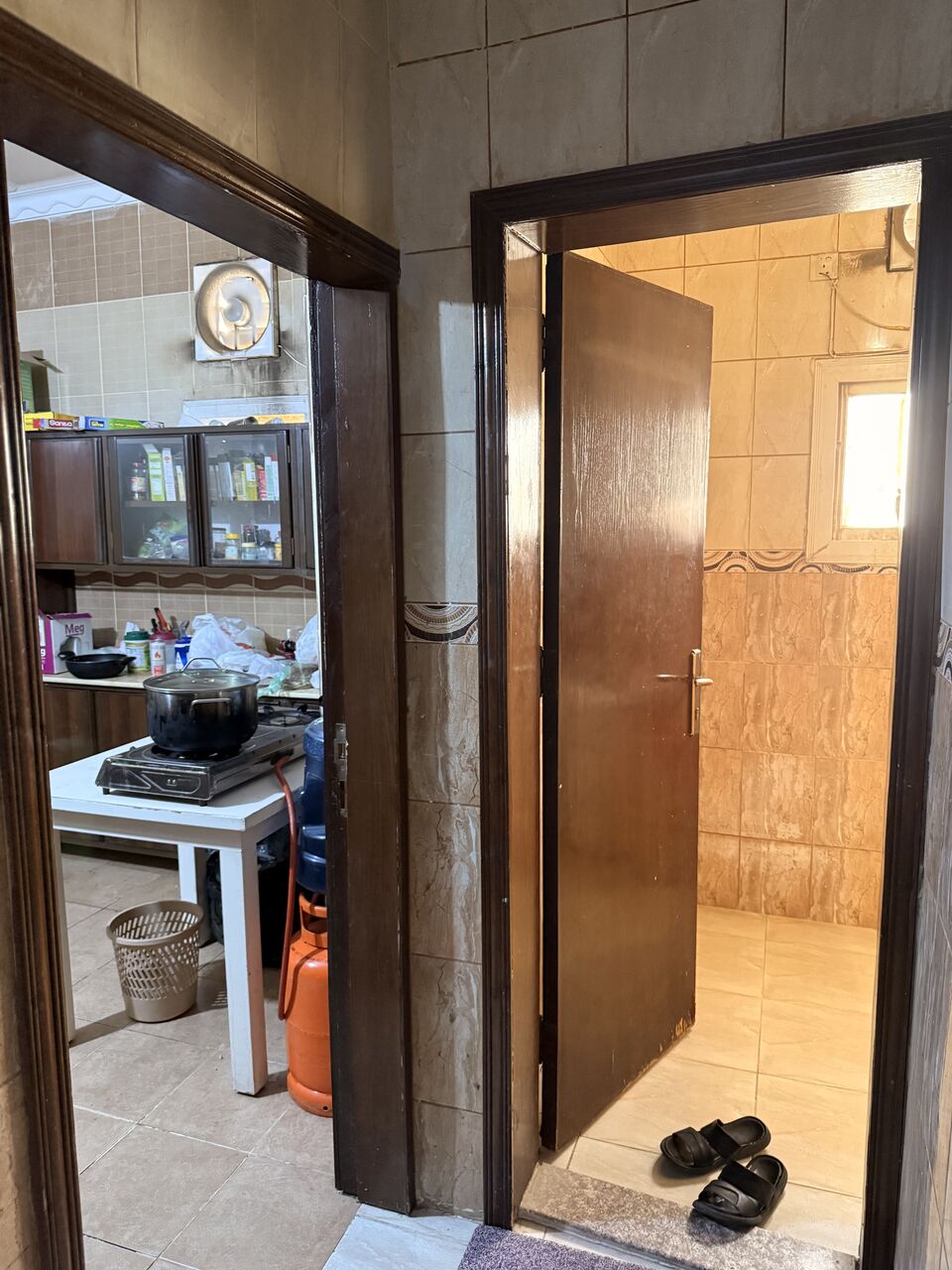 Yanbu, Rooms for Rent, SAR 750/month,  Furnished,  A Furnished Room (for Bachelor Only) Available In 2bhk Apartment Near Toyota Signal