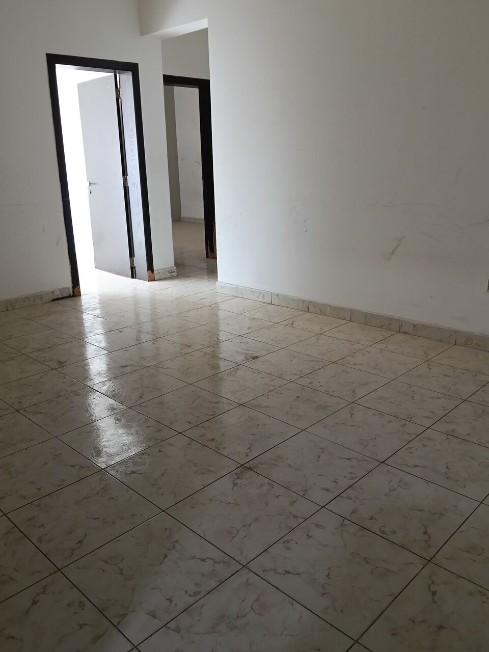 Umm Al Hassam, Apartments, Flats, Houses & Villas, BHD 200/month,  2 BR,  2 Bedroom Unfurnished Flat For Rent With Ewa