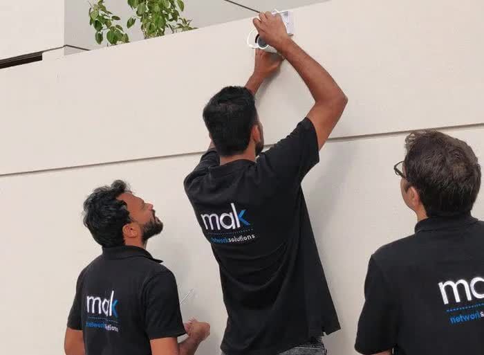 Dubai, Business, Home WiFi Problem In UAE? Get Reliable Network Support