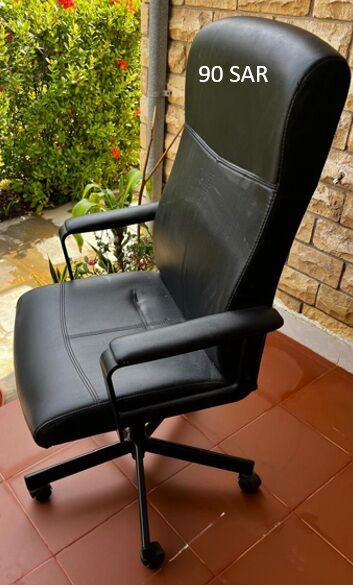Al Khalidyia, Furniture, SAR 90,  High-Back Executive Office Chair &ndash; Black Leather &ndash; 90 SAR