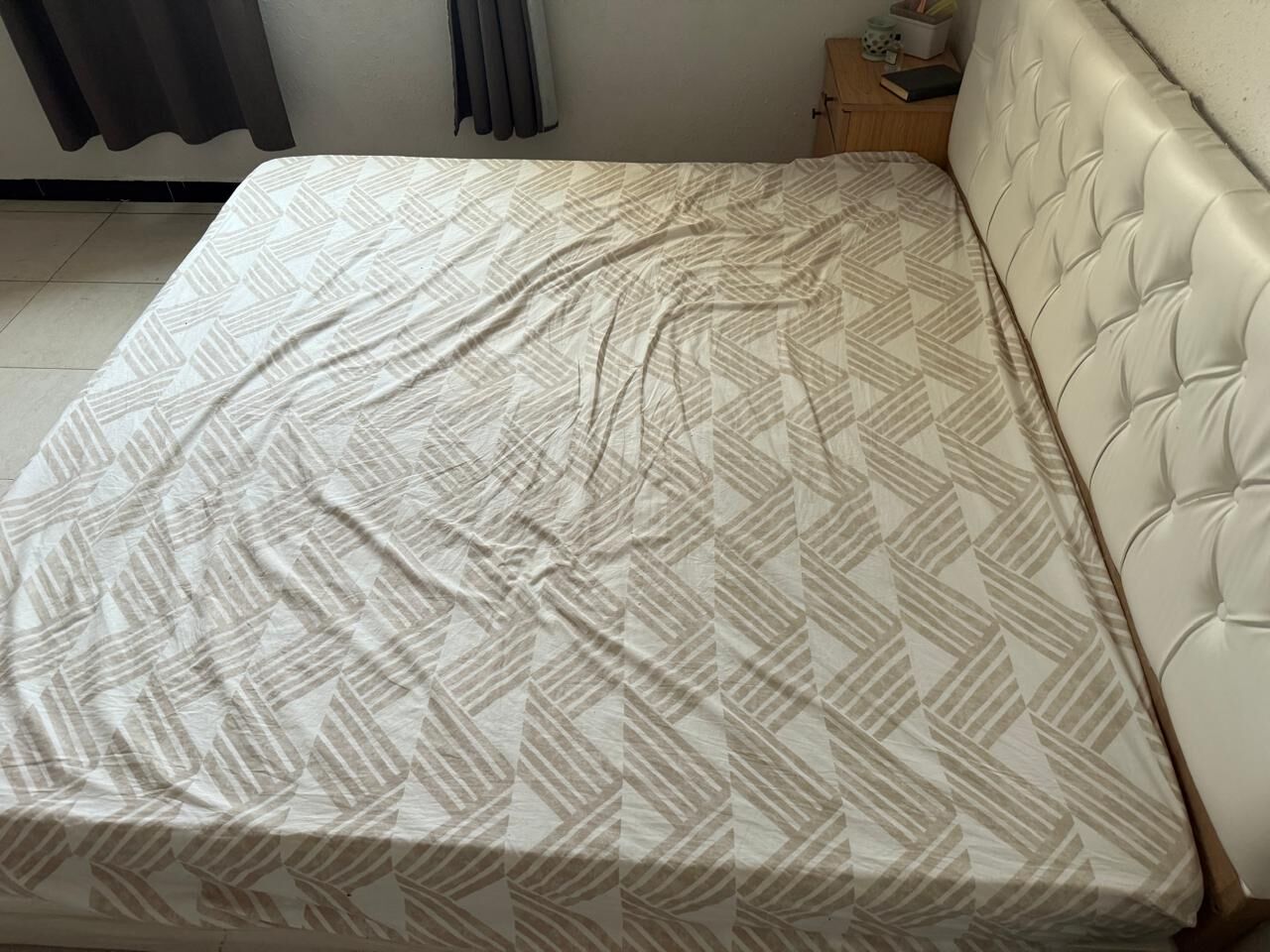 Dammam, Furniture, SAR 250,  For Sale: King-Size Mattress Medicated (200 X 200 X 15 Cm)