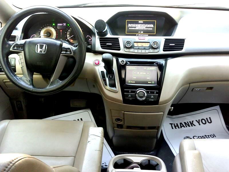 Manama, Vehicles, Cars & Trucks , BHD 3600,  Honda Odyssey,  2014,  Automatic,  158000 KM,   Top End Full Option Much Facilities, Family Van, Well Maintained Neat Clean