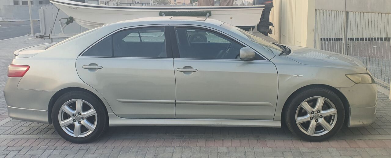 Zallaq, Vehicles, Cars & Trucks , BHD 1650,  Toyota Camry Se 2008 Full Option Second Owner With Sunroof,  2008,  Automatic,  350 KM,  Toyota Camry  Japan SE Full Option With Sunroof And Full Body Kit Sports Shape Well Ma