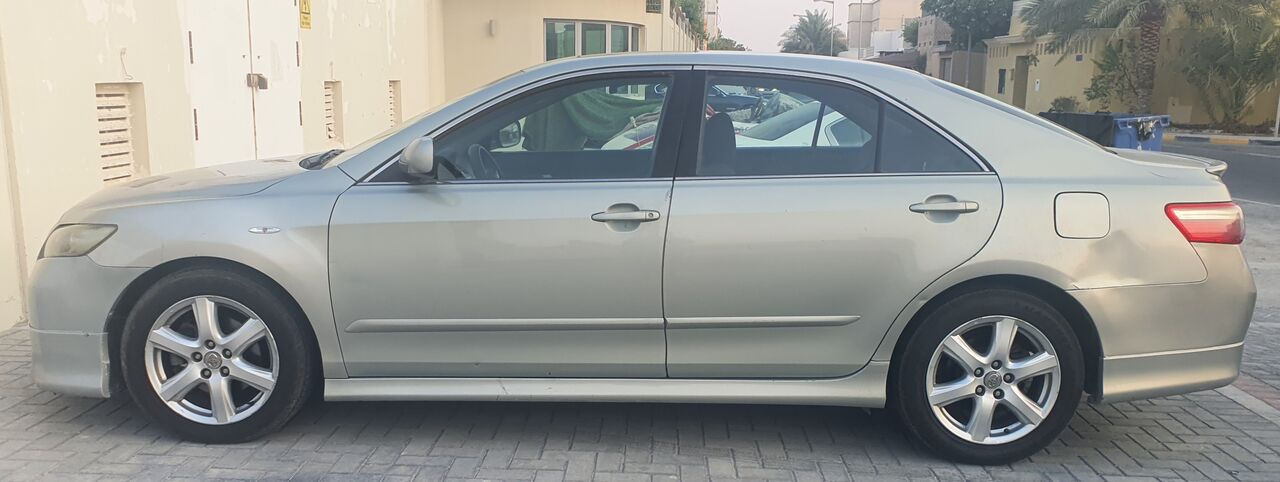 Zallaq, Vehicles, Cars & Trucks , BHD 1650,  Toyota Camry Se 2008 Full Option Second Owner With Sunroof,  2008,  Automatic,  350 KM,  Toyota Camry  Japan SE Full Option With Sunroof And Full Body Kit Sports Shape Well Ma