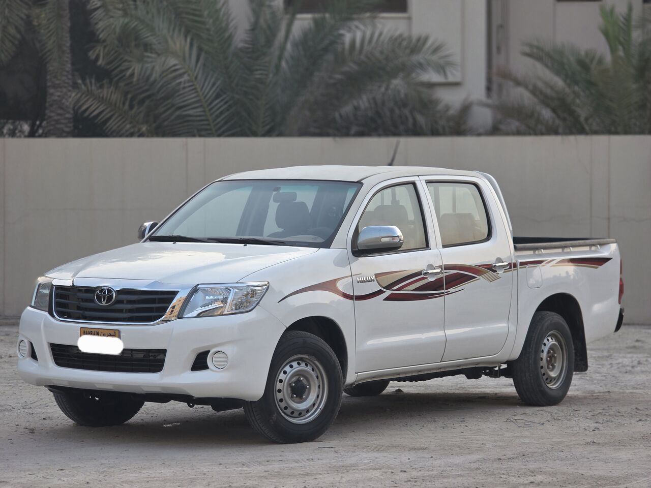 Manama, Vehicles, Cars & Trucks , BHD 3650,  Toyota Hilux,  2015,  Automatic,  230000 KM,   PICK-UP  MODEL DOUBKE CABIN FOR SALE - CONTACT 33490123