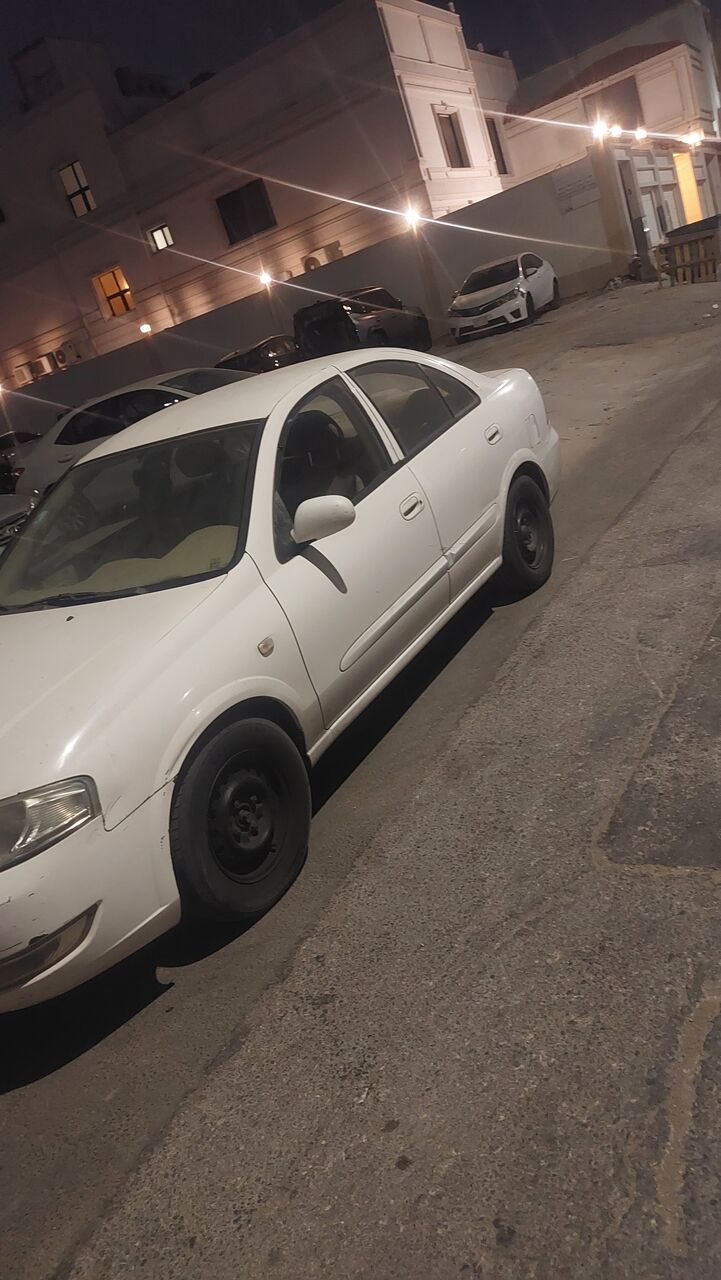 Dammam, Vehicles, Cars & Trucks , SAR 11000,  Nissan Sunny,  2009,  Automatic,  360000 KM,