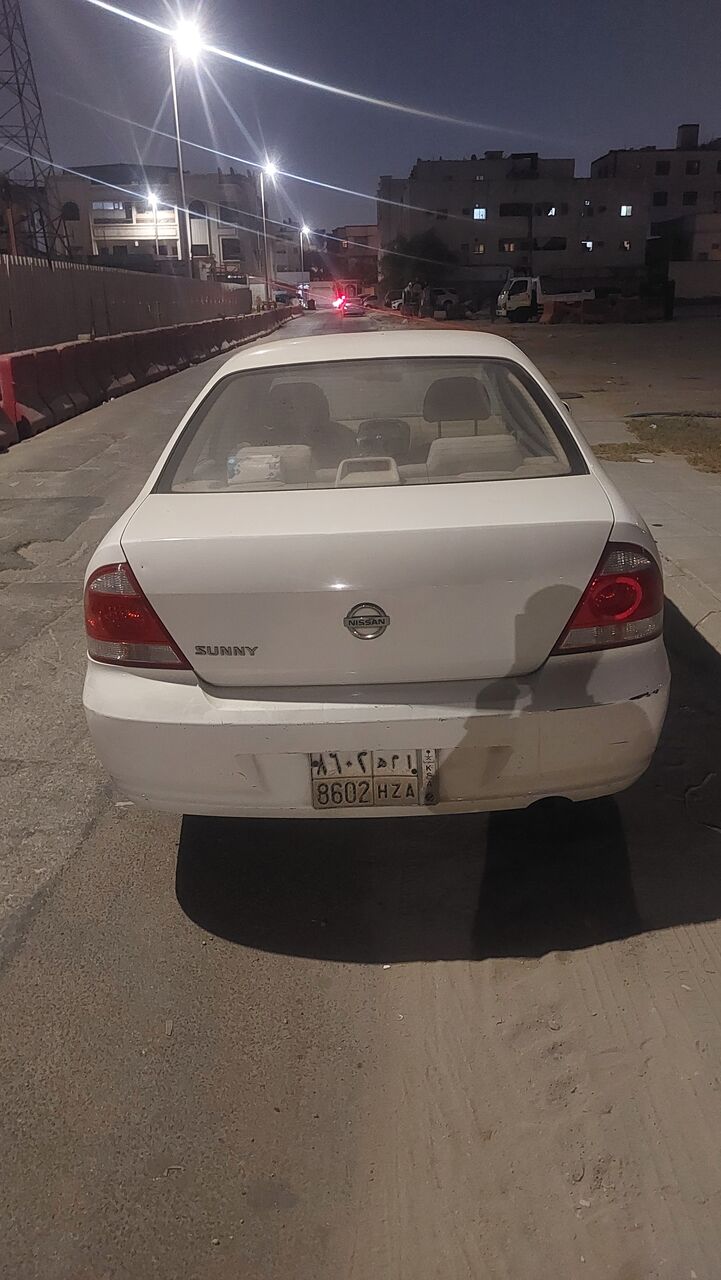 Dammam, Vehicles, Cars & Trucks , SAR 11000,  Nissan Sunny,  2009,  Automatic,  360000 KM,