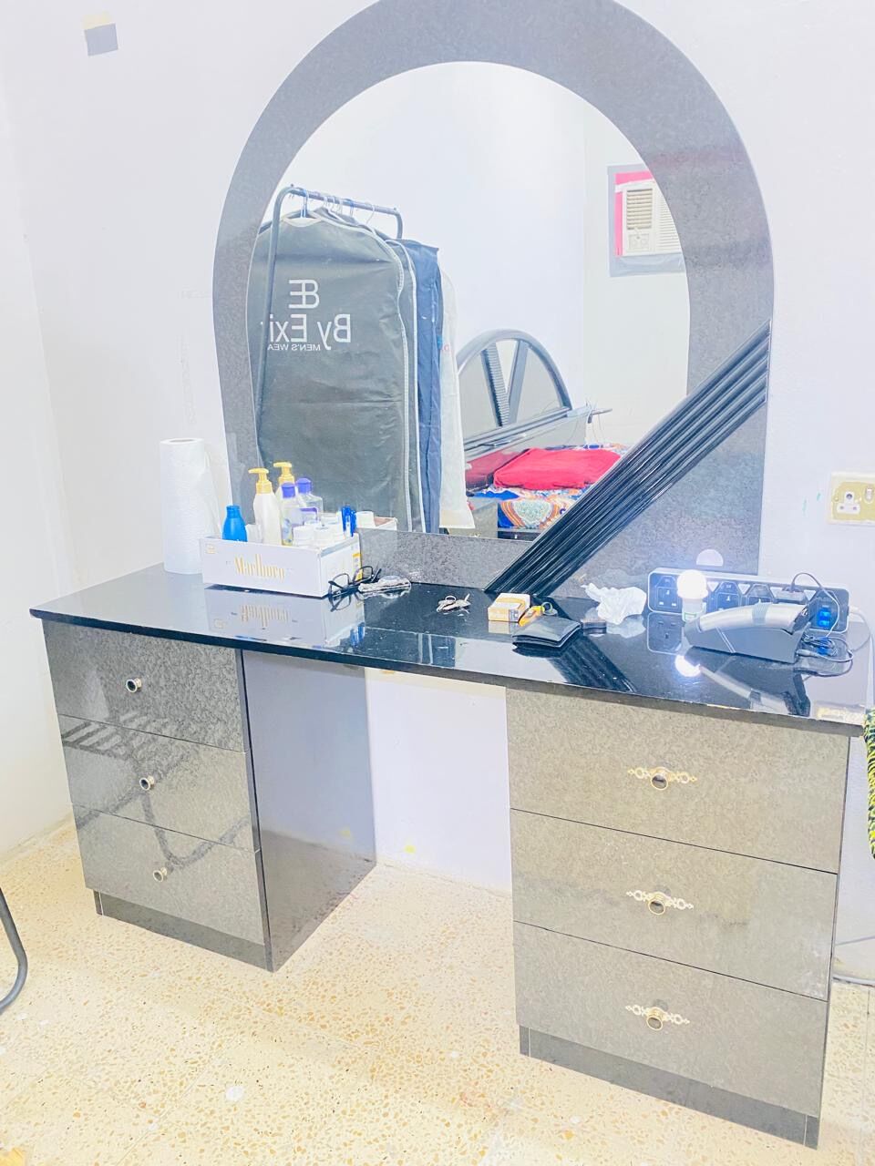 Hara, Furniture, SAR 2800,  Well-maintained Furniture, Gently Used By A Small Family And Kept In Excellent Condition.