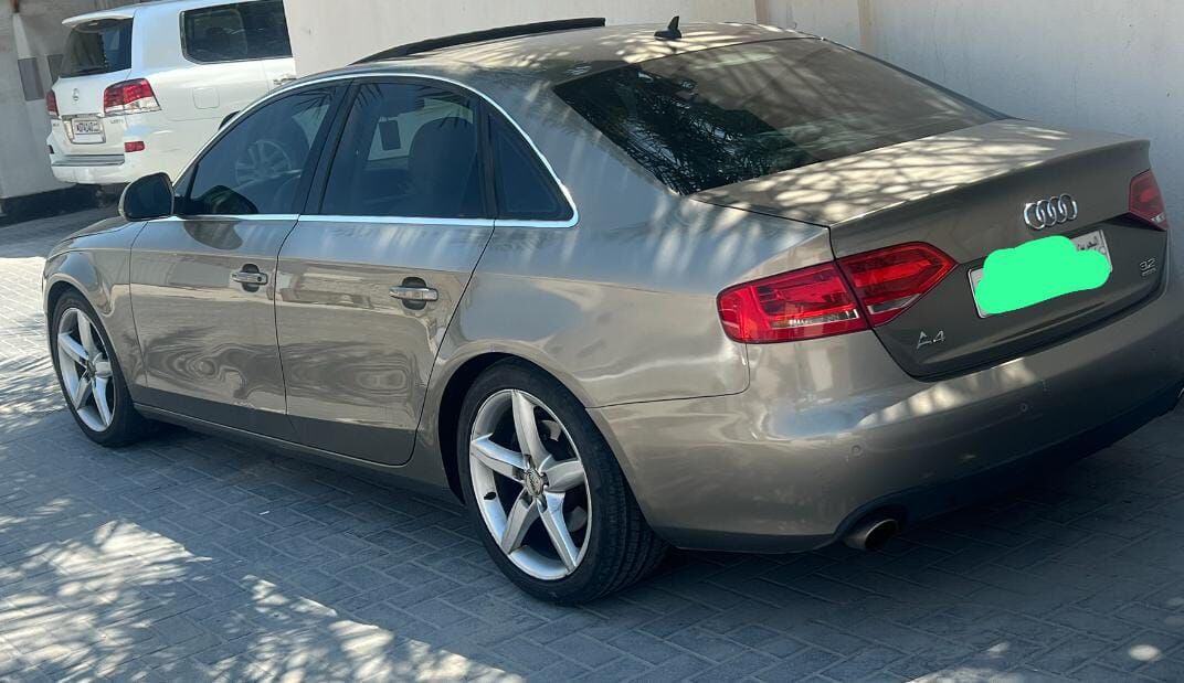 Arad, Vehicles, Cars & Trucks , BHD 1,  Audi A4,  2009,  Automatic,  100 KM,