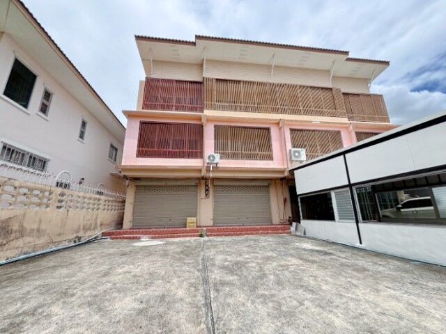 Bangkok, Villas, THB 15999,  38 Sq. Feet,  MRT ศรีด่าน 1.29กม. ทาวน์โฮม 2 นอน 3 น้ำ ศรีด่าน 