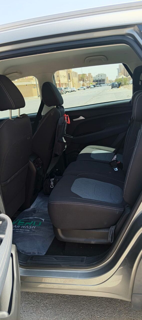 Riyadh, Vehicles, Cars & Trucks , SAR 42000,  Chevrolet Captiva,  2023,  Automatic,  80000 KM,  🚗 –  Model   Excellent Condition Suv Seven Seater