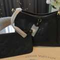 SAR 450,  Branded New Premium Ladies Purse Sealed Pack For Gucci, Chanel, Louis Vuitton