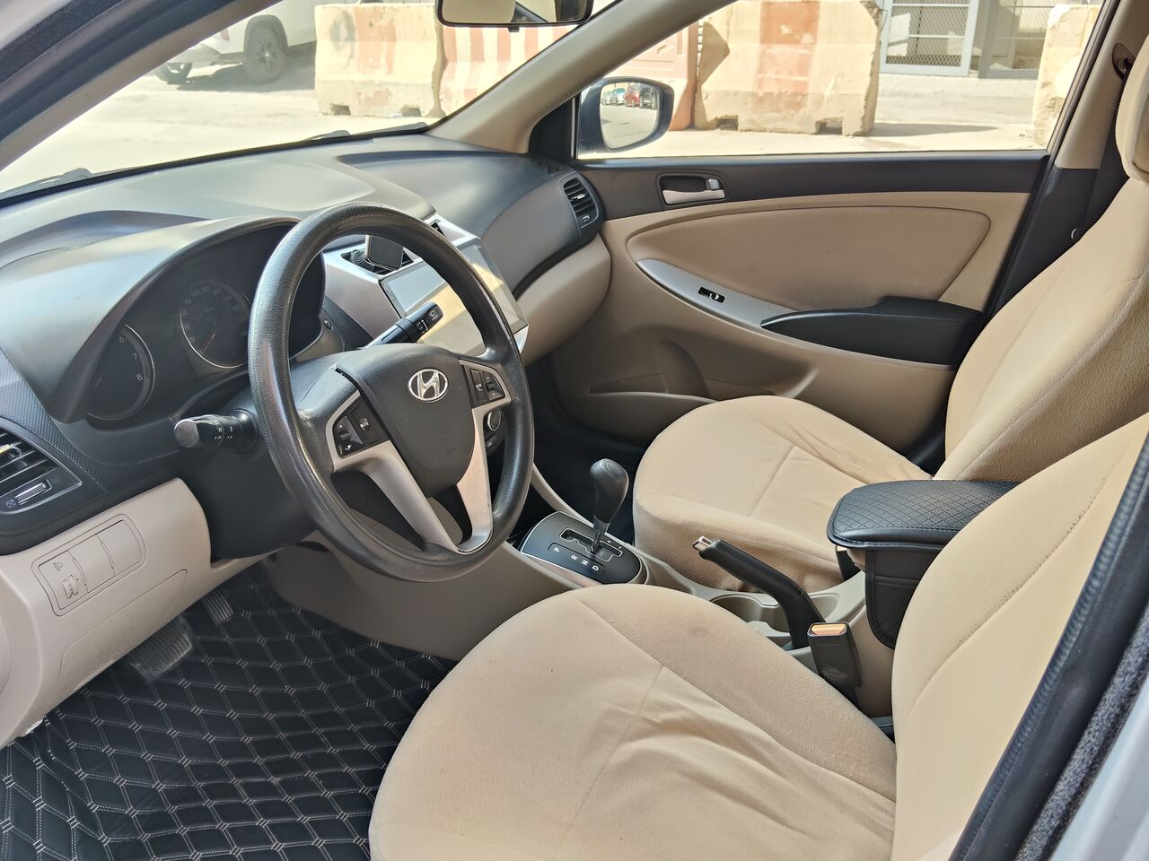 Riyadh, Vehicles, Cars & Trucks , SAR 16500,  Hyundai Accent,  2016,  Automatic,  278 KM,