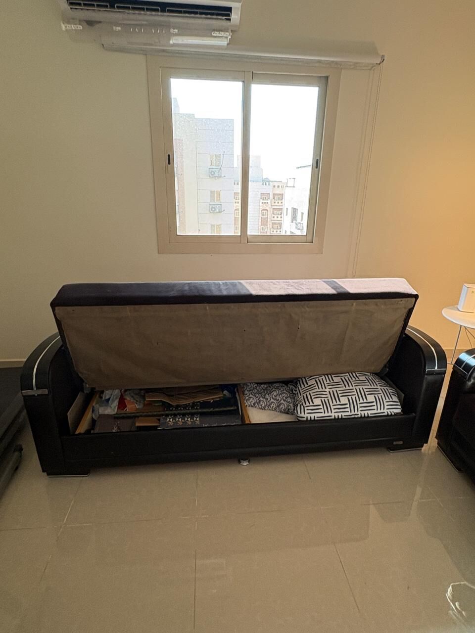 Makkah, Furniture, SAR 500,  أريكة وسرير بتصميم صندوقي    Box Type Sofa & Bed