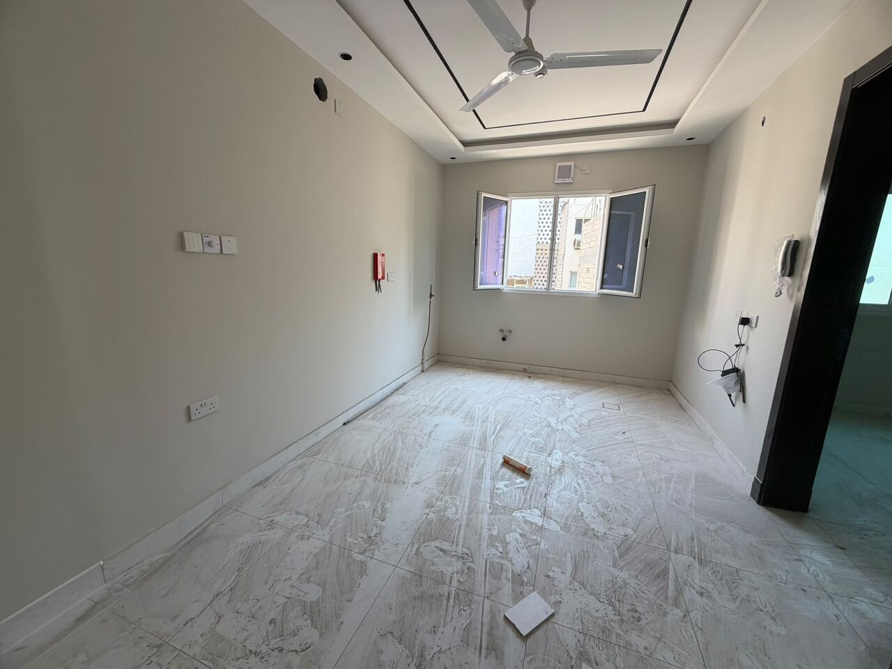 Salmaniya, Apartments, Flats, Houses & Villas, BHD 160/month,  1 BR,  1 BHK @ BD160 I Inclusive Unlimited EWA I Open Kitchen Platform I NO AC Provided