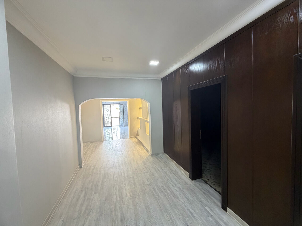 Adliya, Apartments, Flats, Houses & Villas, BHD 400/month,  3 BR,  Office For Rent In Adliya