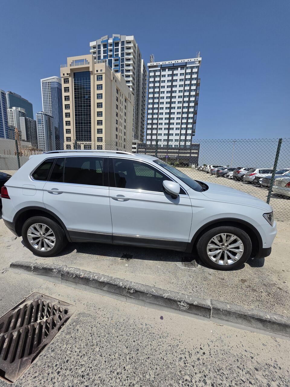 Manama, Vehicles, Cars & Trucks , BHD 6500,  Volkswagen Tiguan SE,  2018,  Automatic,  72000 KM,  Tiguan,  Well Maintained,