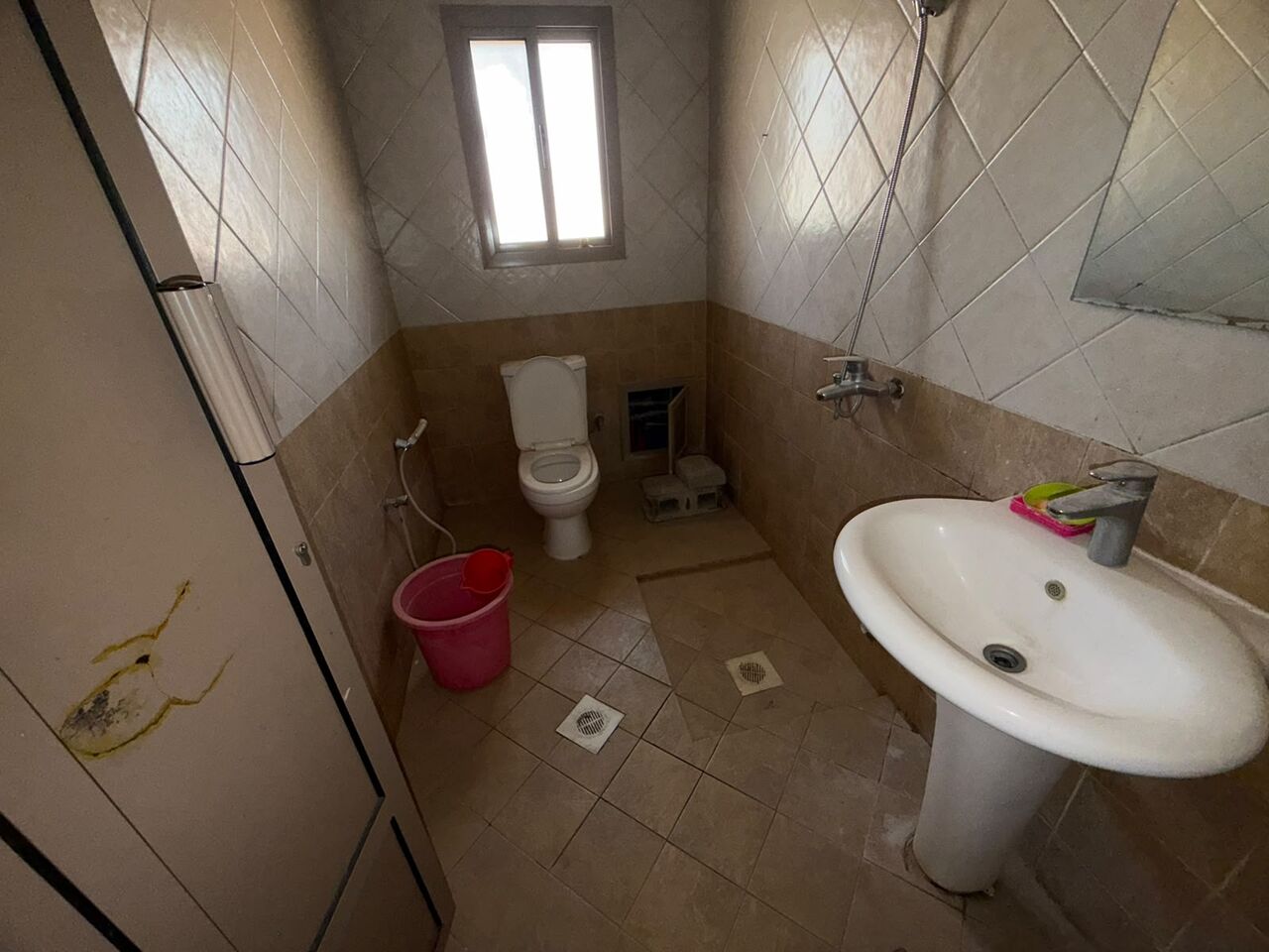 Adliya, Apartments, Flats, Houses & Villas, BHD 200/month,  Furnished,  1 BR,  1 Bed Room Hall / Closed Kitchen/ Furnished/ Unlimited EWA /Rent 200