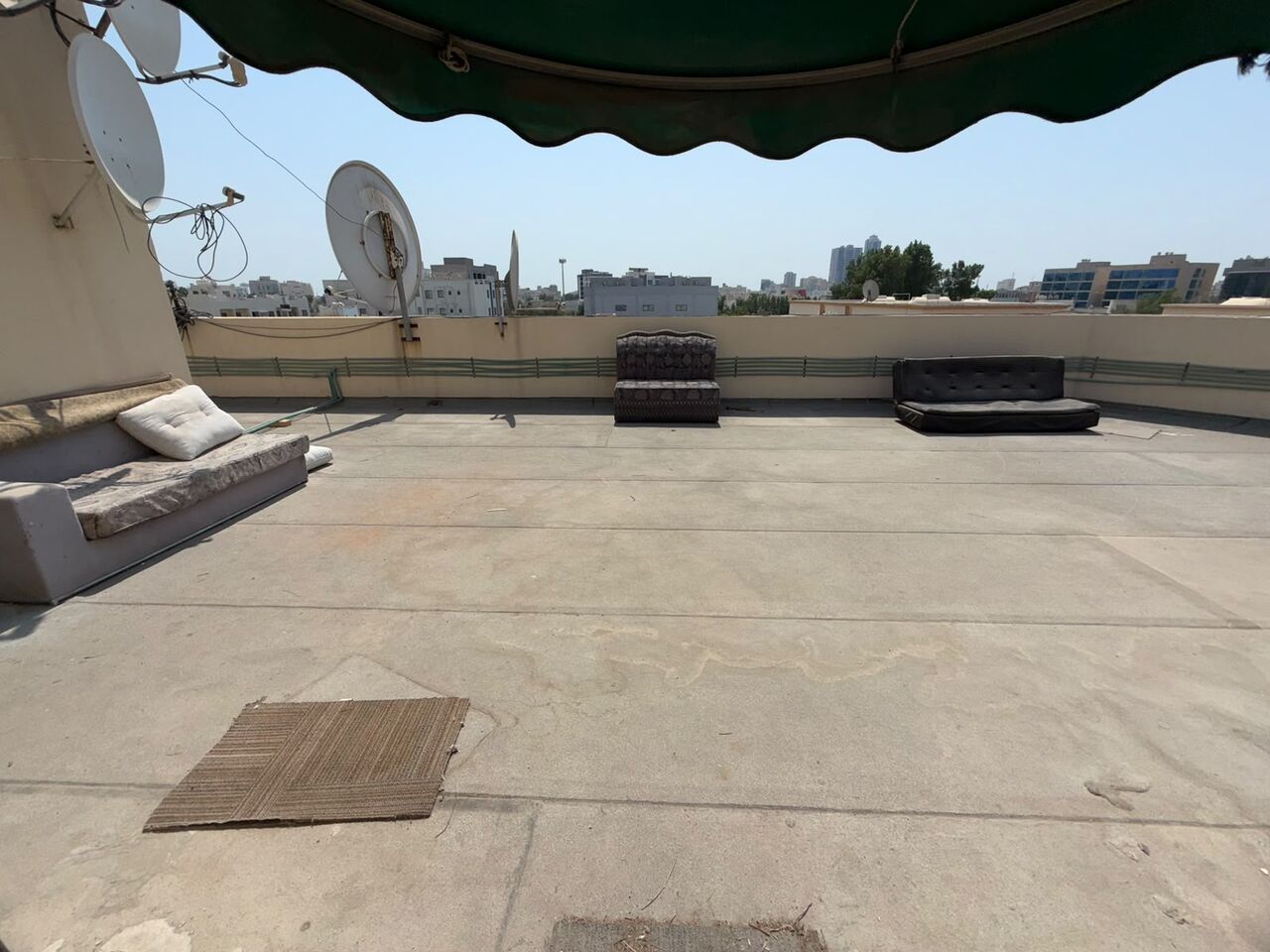 Adliya, Apartments, Flats, Houses & Villas, BHD 200/month,  Furnished,  1 BR,  1 Bed Room Hall / Closed Kitchen/ Furnished/ Unlimited EWA /Rent 200