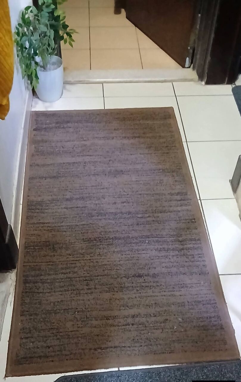 Al Malaz, Household Items, SAR 1,  A Collection Of Elegant Rugs