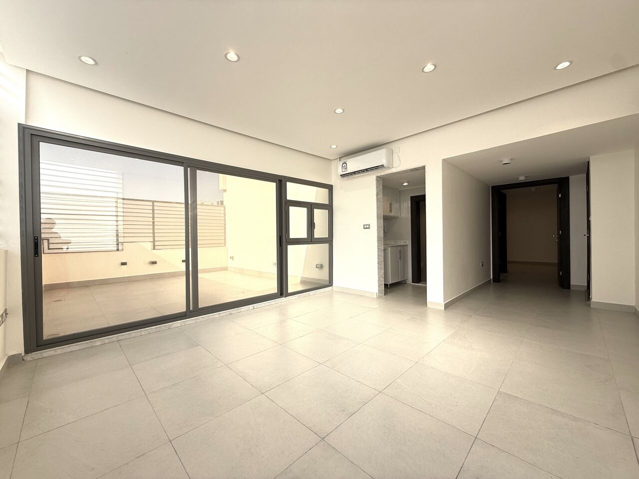 Mishref, Apartments, Flats, Houses & Villas, KWD 950/month,  4 BR,  West Mishref - Big 4 Master Bedrooms Floor With Terrace