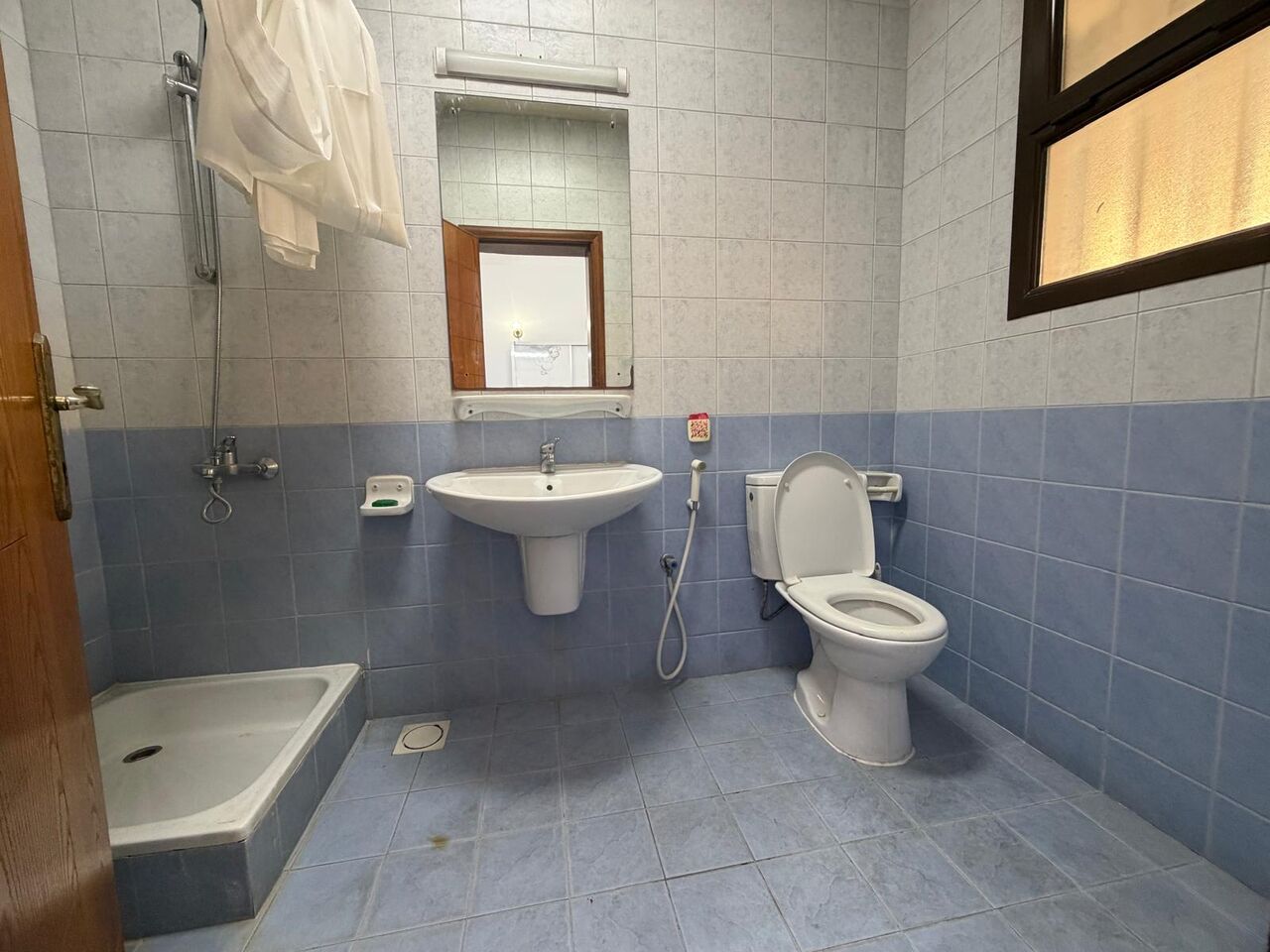 Adliya, Apartments, Flats, Houses & Villas, BHD 300/month,  Furnished,  2 BR,  2BHK/ FULLY FURNISHED/ BD 300 WITH EWA /ADLIYA