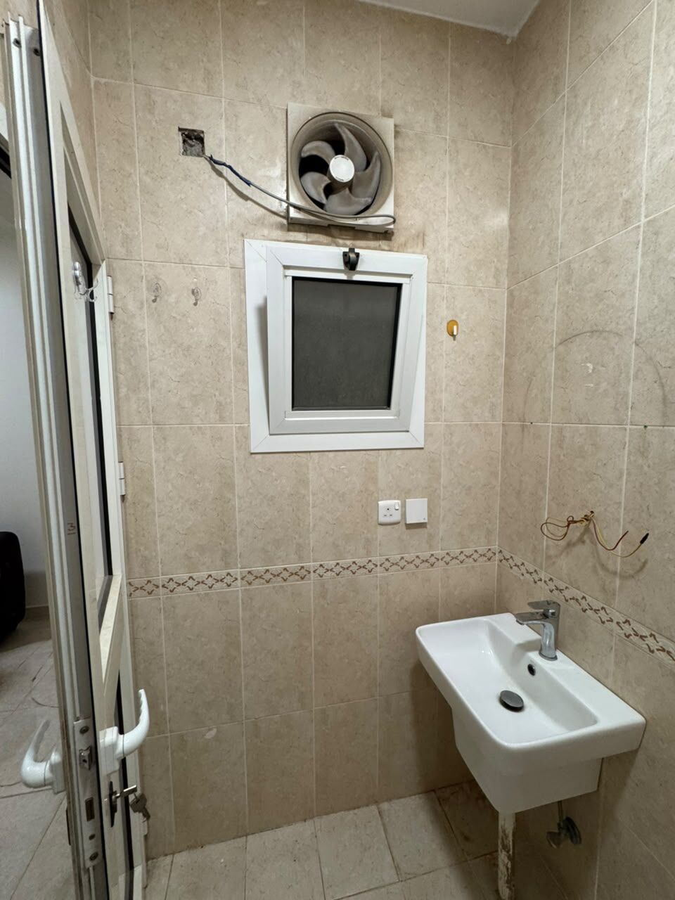 Al Malaz, Rooms for Rent, SAR 1200/month,  PRIVATE ENSUITE ROOMS FOR RENT &ndash; AL MALAZ | NO DEPOSIT | UTILITIES INCLUDED