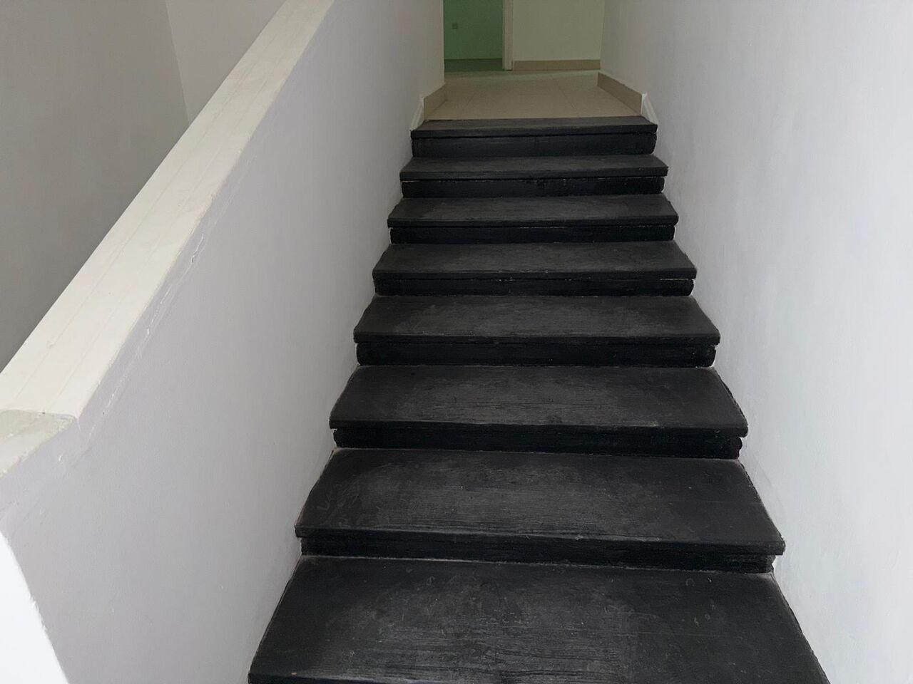 Adliya, Apartments, Flats, Houses & Villas, BHD 400/month,  3 BR,  3 Room / Big Hall/ Separate Kitchen/ Good For Staff Accommodation/ Unlimited Ewa