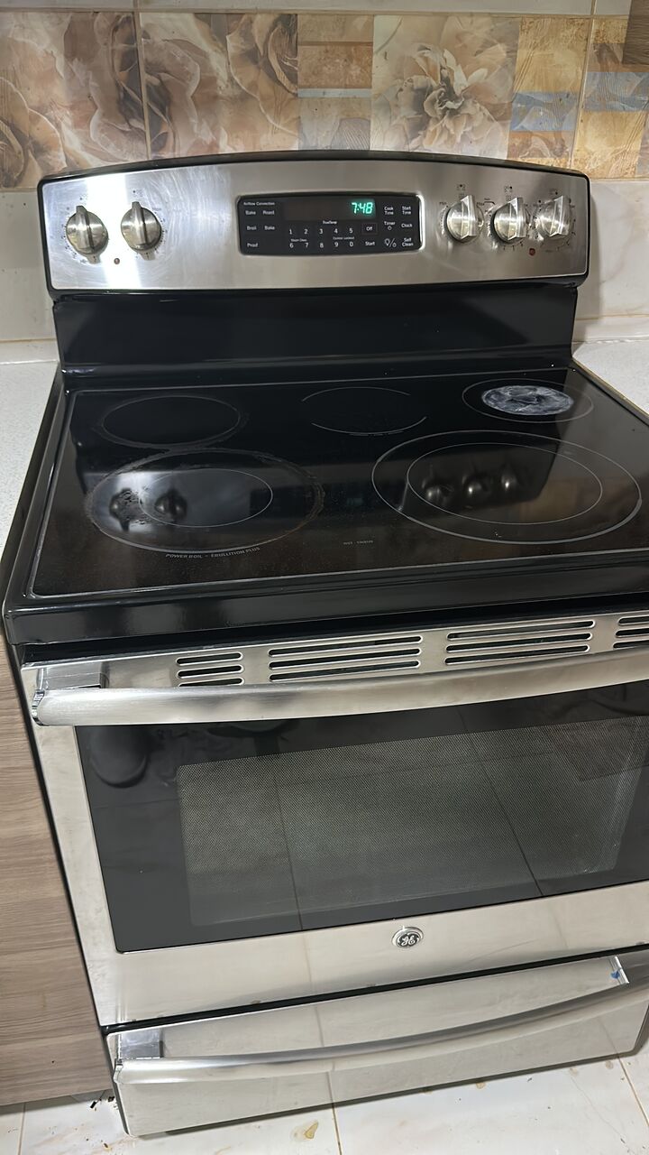 Qatif, Appliances, SAR 1500,  FOR SALE - GE Cermic Oven