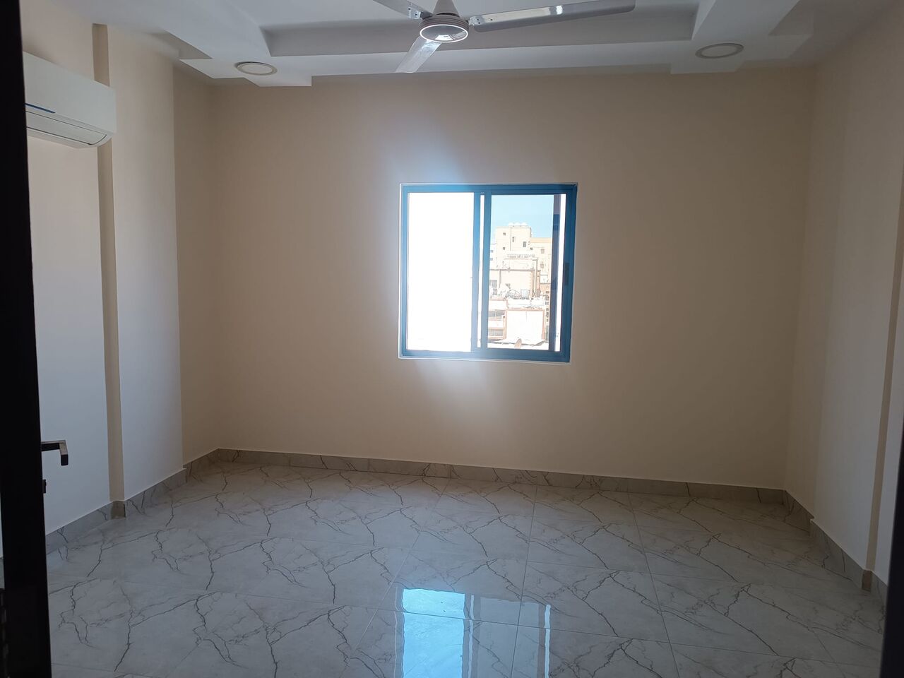 Adliya, Apartments, Flats, Houses & Villas, BHD 220/month,  2 BR,  2 BHK/ Semi Furnished/ AC Provided/ Without EWA /Rent 220 BD