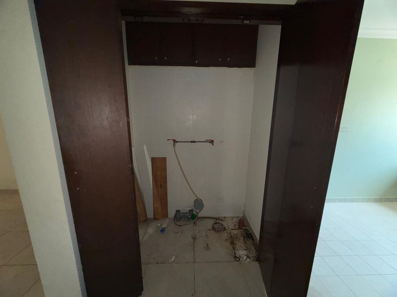 Adliya, Apartments, Flats, Houses & Villas, BHD 230/month,  2 BR,  2 BHK Semi Furnished / Without EWA / AC Provided/ Rent BD 230 Without EWA