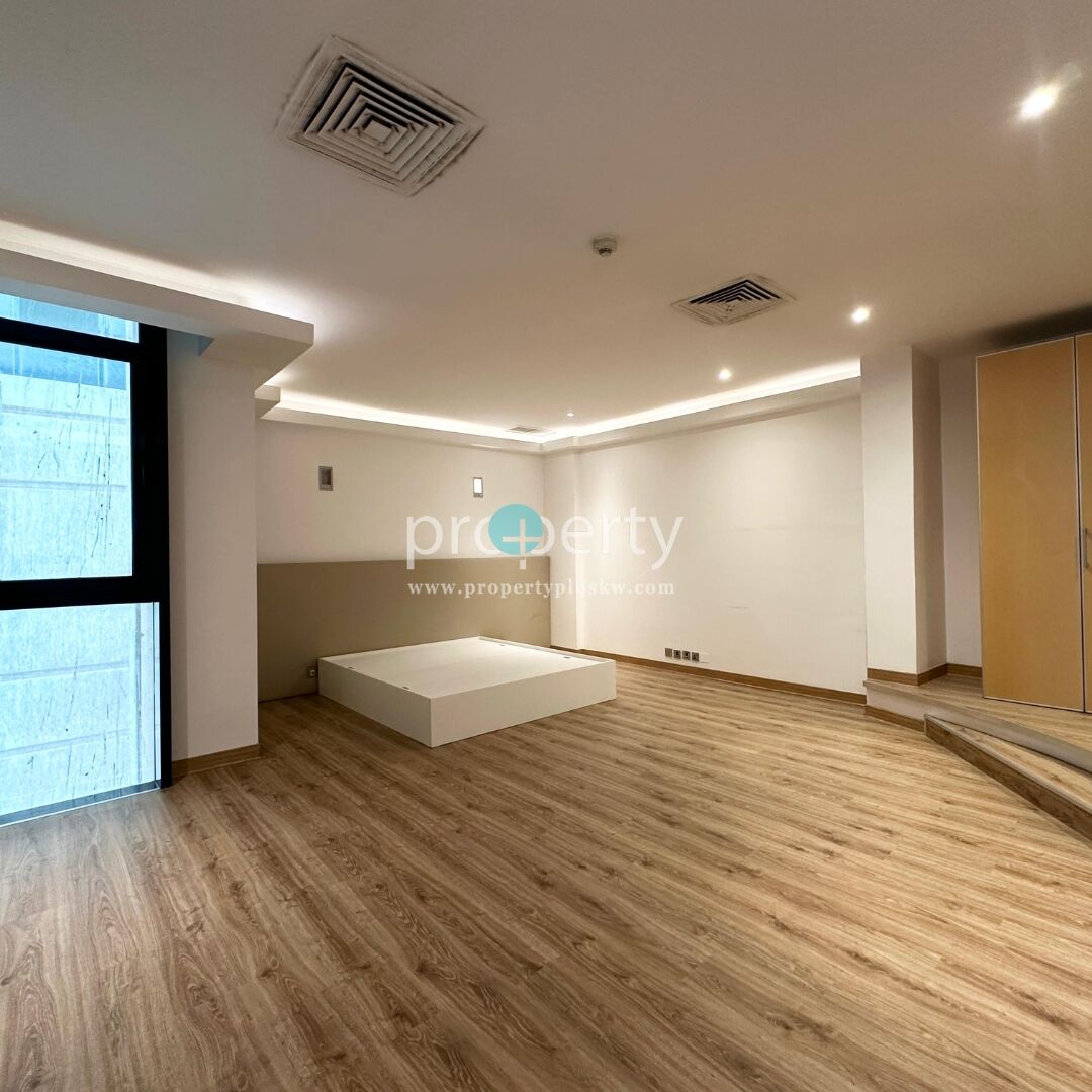 Salmiya, Apartments, Flats, Houses & Villas, KWD 2200/month,  3 BR,  Spacious Coastal Duplex For Rent In Salmiya